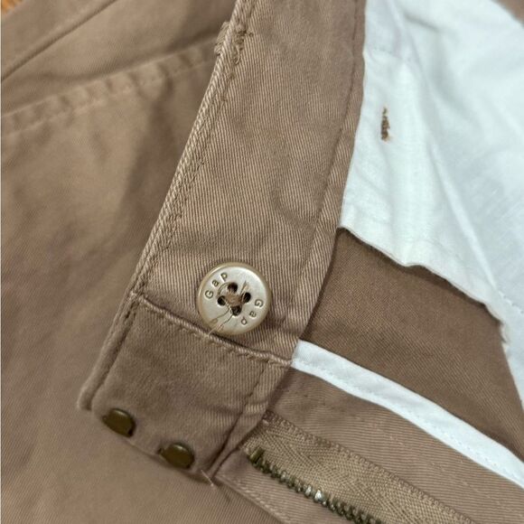 GAP Women’s Skinny Mini Chino Pants Khaki Size 8 NWT - Picture 2 of 7